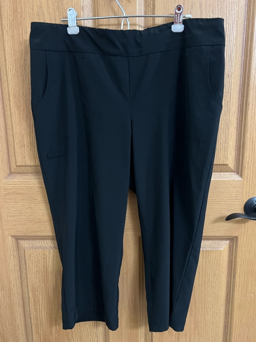 Chicos Weekends Crop Pants